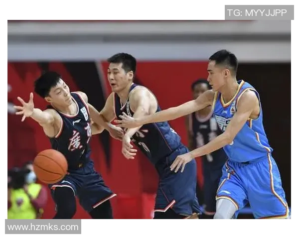 CBA联赛精彩对决广东队迎战青岛队直播全程回顾与分析 CBA联赛精彩对决广东队迎战青岛队直播全程回顾与分析